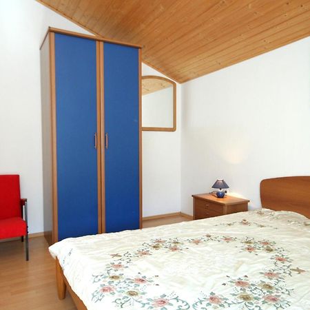Apartments By The Sea Kali, Ugljan - 837 Bilik gambar
