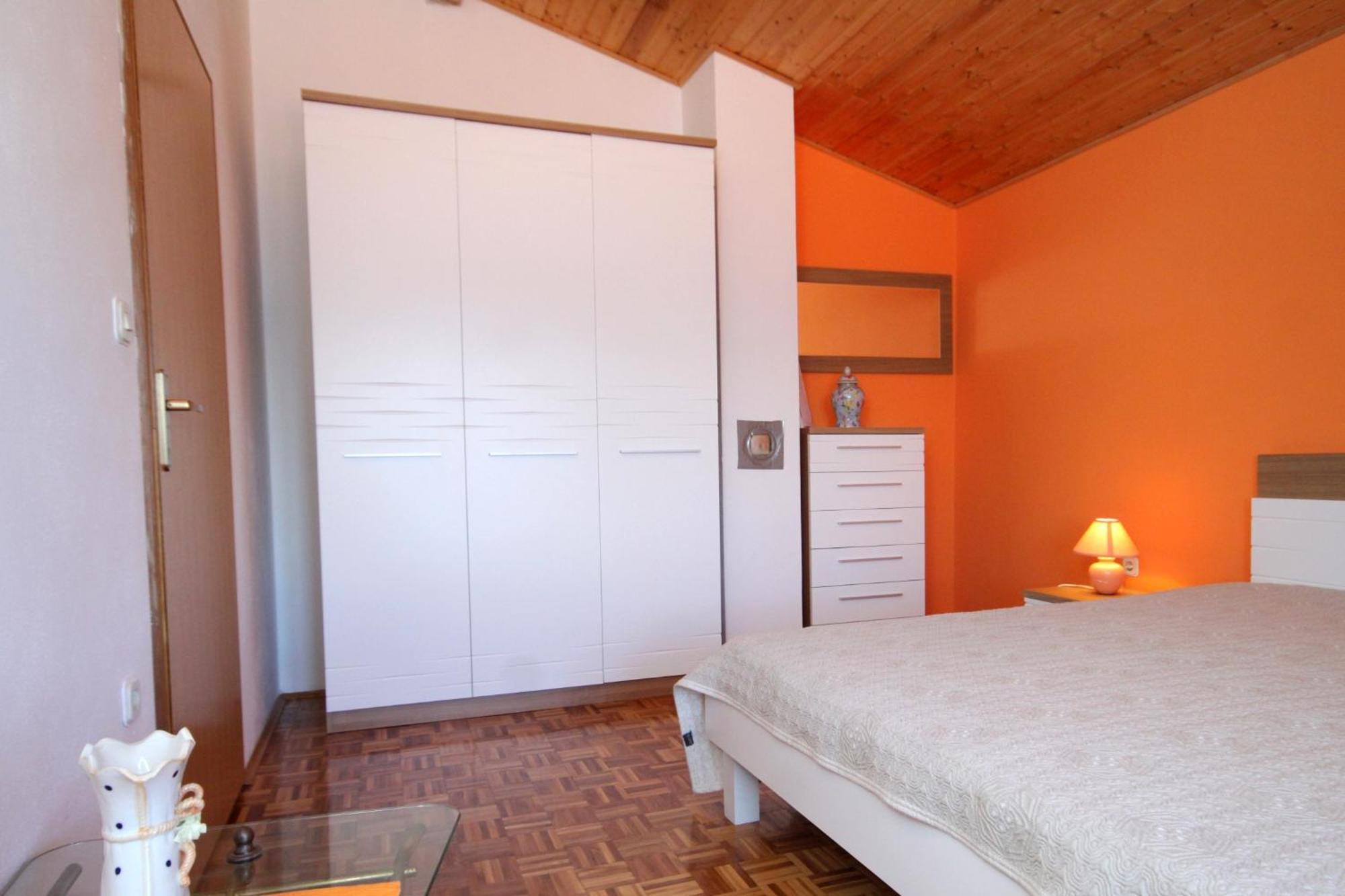 Apartments By The Sea Kali, Ugljan - 837 Bilik gambar